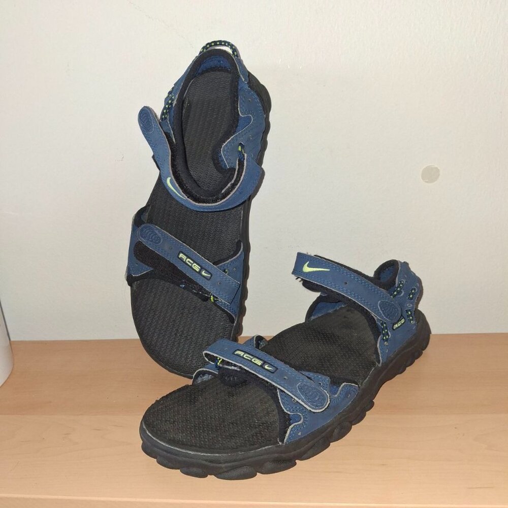 Vintage 90s Nike ACG Sandals Size 8 BlueBlack